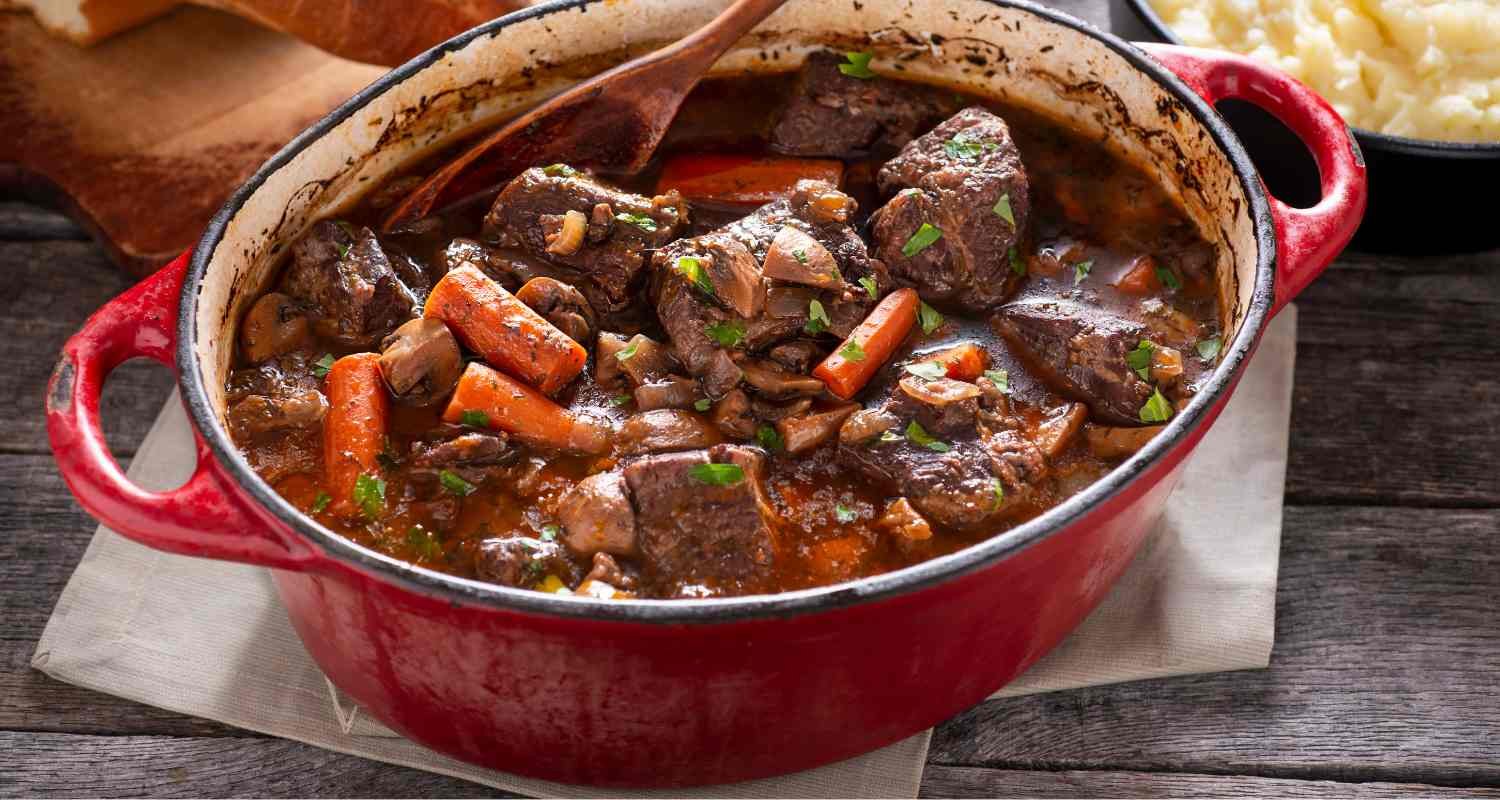 recettes traditionnelles cuisinier avec cuisiniere a bois